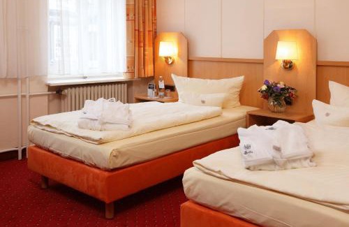 Spandau Hôtel | Hotel Benn