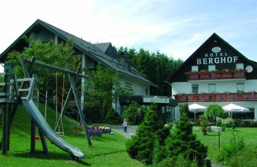 Usseln Hôtel | Hotel Berghof