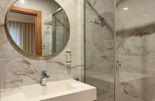 Manteigas Hôtel | Hotel Berne