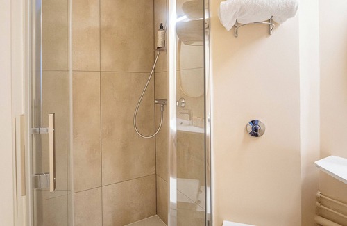 La Chapelle-Saint-Luc Hôtel | Hotel Bhoma Troyes
