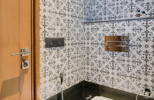 Chittaranjan Hôtel | Hotel Blue Stone - Nehru Place