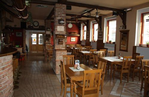 Mochov Hôtel | Hotel Bouček