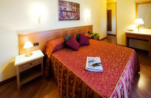 Zona XII Torre Spaccata Hôtel | Hotel Bright