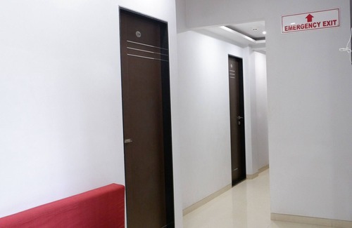 Girgaon Hôtel | Hotel Briteway