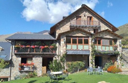 Montanuy Hôtel | Hotel Ca de Graus
