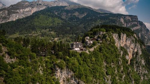 San Lorenzo in Banale Hôtel | Hotel Castel Mani