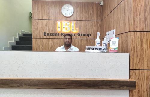 Muzaffarpur Hôtel | HOTEL CENTRAL SQUARE "A Couple Friendly Hotel"