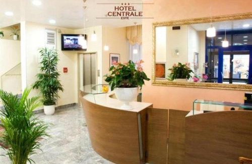 Este Hôtel | Hotel Centrale