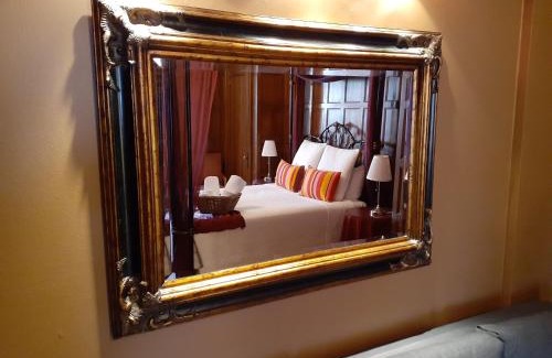 Quartier des Spectacles Hôtel | Hotel Chateau de l'Argoat