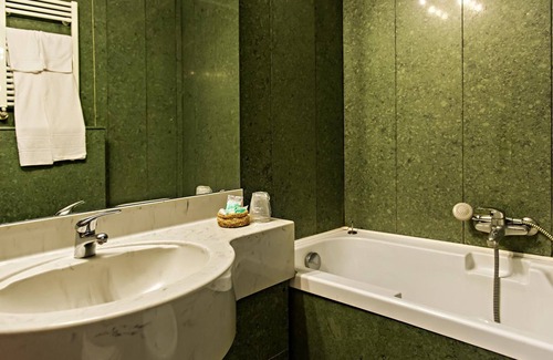 Vercelli Hôtel | Hotel Cinzia