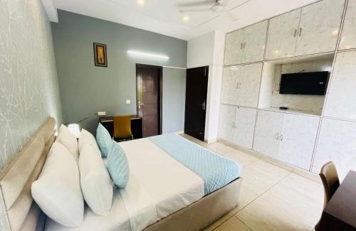 Sector 27 Hôtel | Hotel comfirt-inn sector 19 Noida