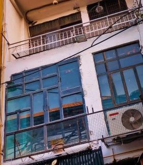 New Delhi Maison | Hotel Cosy Rooms, Near US Embassy Chanakyapuri, New Delhi - Budget Friendly