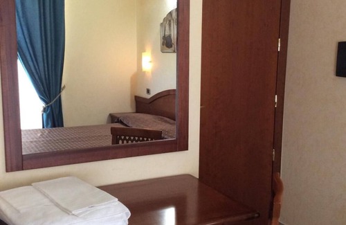 Gizzeria Hôtel | Hotel Cridda