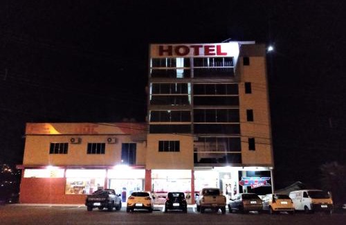 Jose Bonifacio Hôtel | Hotel DDC