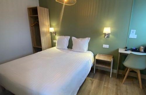 Ecartelee-Bonabry-Orieres-Paron Hôtel | Hotel de Bretagne