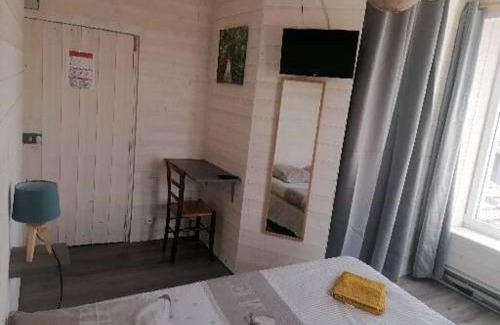 Jussey Hôtel | HOTEL DE LA GARE " Chez Hervé et Manu "