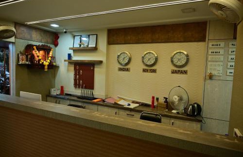 Thane West Hôtel | Hotel Diamora Residency