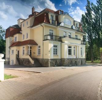 Bad Pyrmont Maison | Hotel Dirks am Schloss