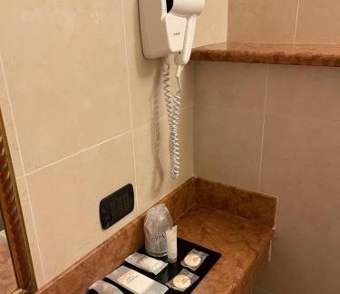 Broni Hôtel | Hotel Don Carlo