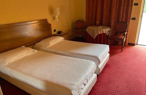 Broni Hôtel | Hotel Don Carlo