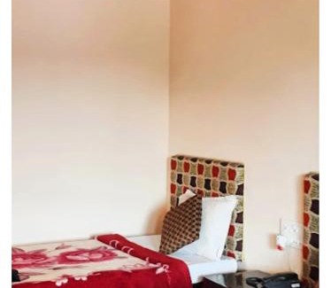 Lataguri Station Balnéaire | Hotel Dream With Swimming Pool Facility In Lataguri