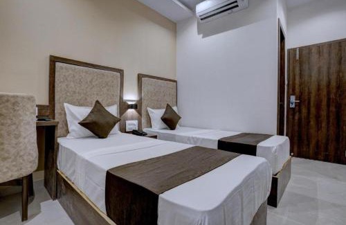 Thane West Hôtel | Hotel Durga-Bluzap Hospitality Thane Railway Station