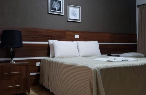 Jacarezinho Hôtel | Hotel e Restaurante Canta Galo
