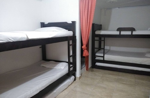 Laureles - Estadio Appartement | HÔTEL ECONÓMICO ..... - Habitacion Multiple 2