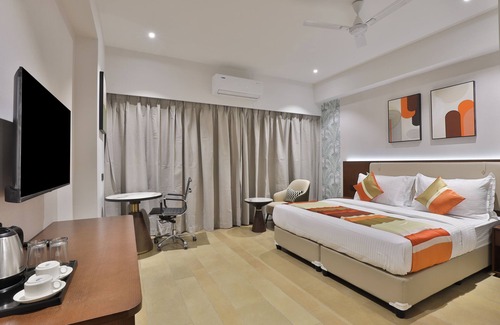 Surat Hôtel | Hotel Elements