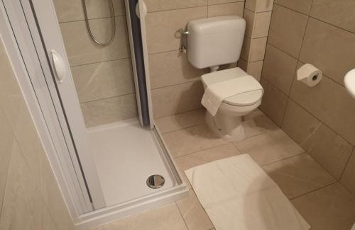 Lavorgo Hôtel | Hotel Elvezia - Self Check-in