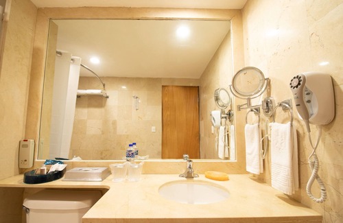 Costera Acapulco Hôtel | Hotel Emporio Acapulco