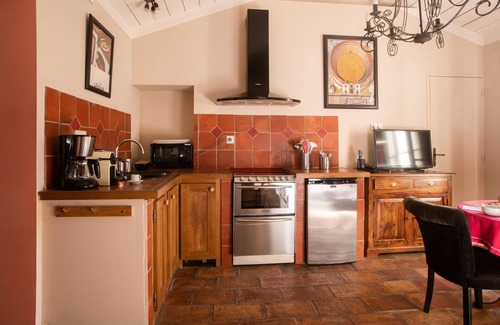 Beaucaire Hôtel | HOTEL et APPARTEMENTS DOMAINE DES CLOS - Teritoria