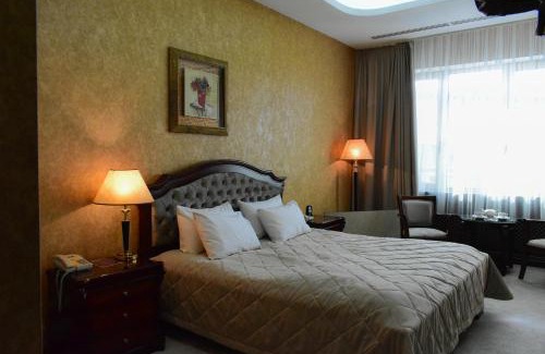 Lenins'kyi district Hôtel | Hotel Feride