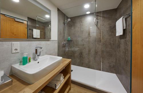 Stryck Hôtel | Hotel & Ferienappartements Edelweiss