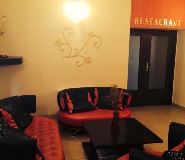 Otelu Rosu Hôtel | Hotel Fiama