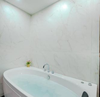 Zirakpur Hôtel | Hotel Fiora Inn Chandigarh Zirakpur