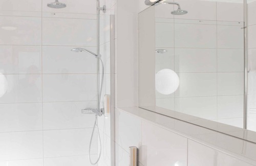 Leer Maison | Hotel Frisia, 14006 - Classic