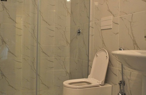 Shengjin Hôtel | Hotel Frojd