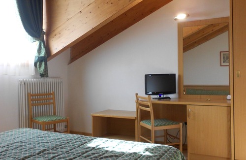 Nembia Hôtel | Hotel Garni Lago Nembia