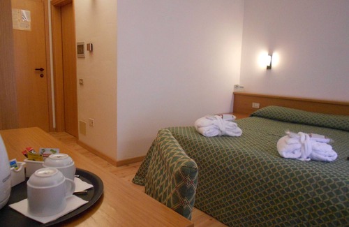 Nembia Hôtel | Hotel Garni Lago Nembia