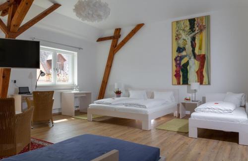 Schluesselfeld Hôtel | Hotel Gasthof Zum Storch