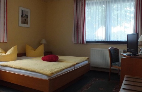 Mahlsdorf Hôtel | Hotel Gasthof Zum Ziehbrunnen