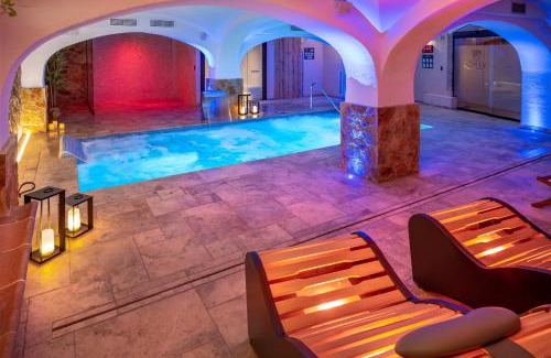 Tossa de Mar Hôtel | Hotel GHT Neptuno-Tossa & Venus SPA