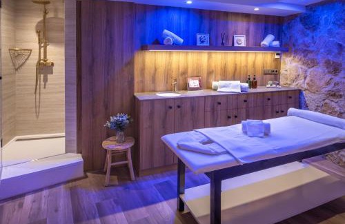 Tossa de Mar Hôtel | Hotel GHT Neptuno-Tossa & Venus SPA