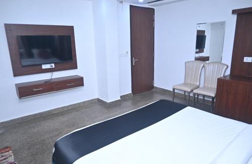 Khattalwada Hôtel | Hotel Golden By Admire Stay