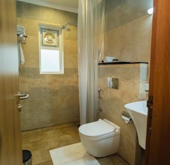 Erezha Hôtel | Hotel Grand Alleppey