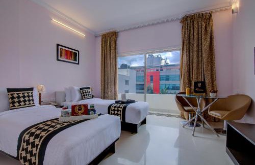 South West Hôtel | Hotel Green Tarkk Plaza Near IGI Airport