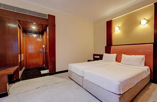 South West Hôtel | Hotel Green Tarkk Plaza Near IGI Airport