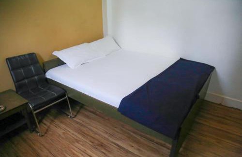 Cuffe Parade Hôtel | Hotel Happy Home