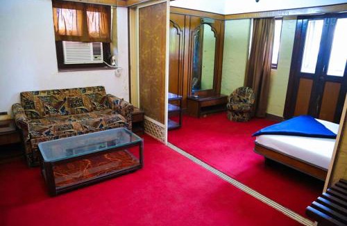 Cuffe Parade Hôtel | Hotel Happy Home